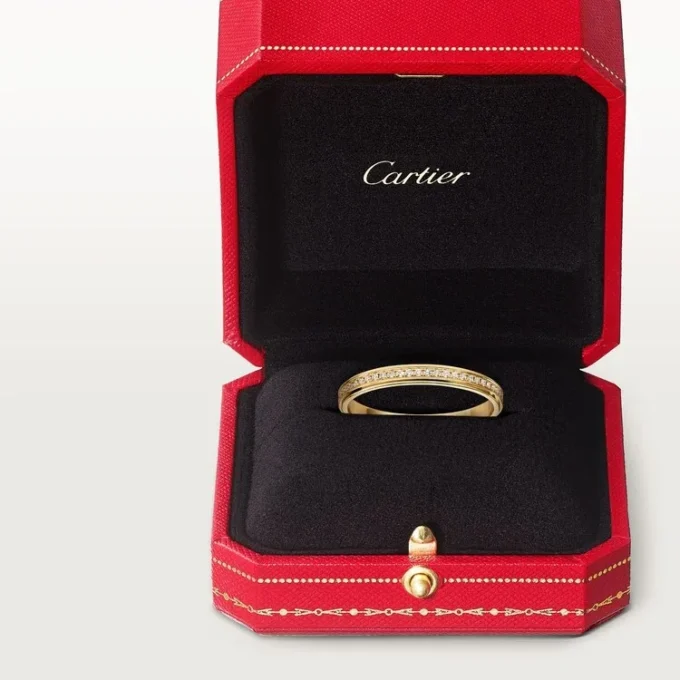 Alliance Cartier D&rsquo;amour, largeur 2,3 mm, pavée