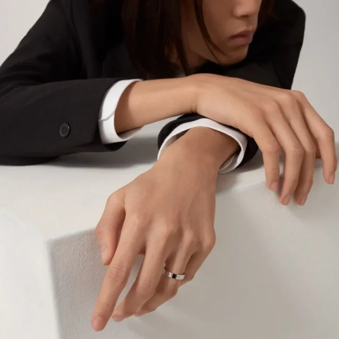 Alliance Love, 1 diamant – Or blanc, diamant – Cartier