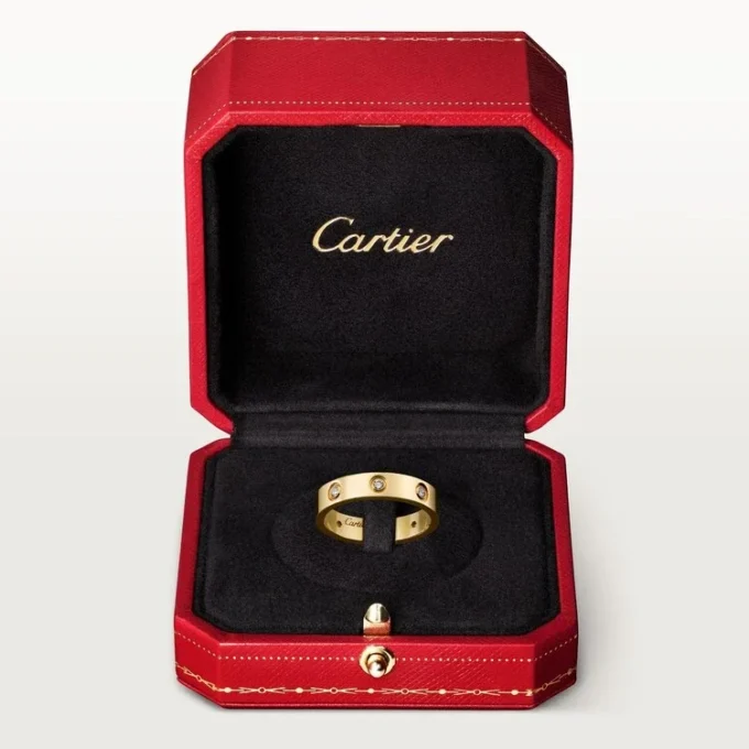 Alliance Love, 8 diamants – Or jaune, diamants – Cartier