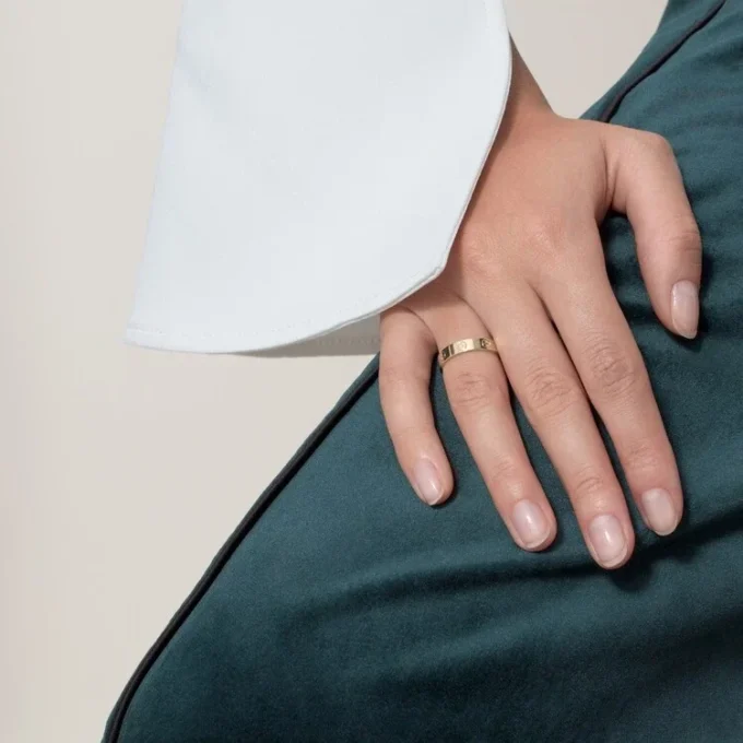 Alliance Love en or jaune, petit modèle | Cartier US