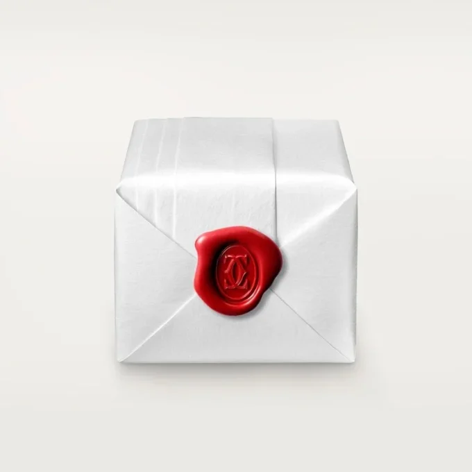 Bague Clash de Cartier, calcédoine rose