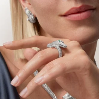 Bague Faune et Flore de Cartier, pavée