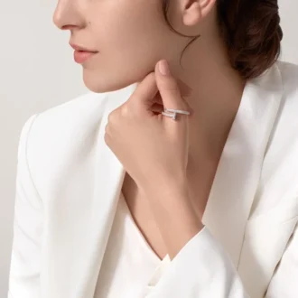 Bague Juste Un Clou – Or blanc, diamants – Cartier