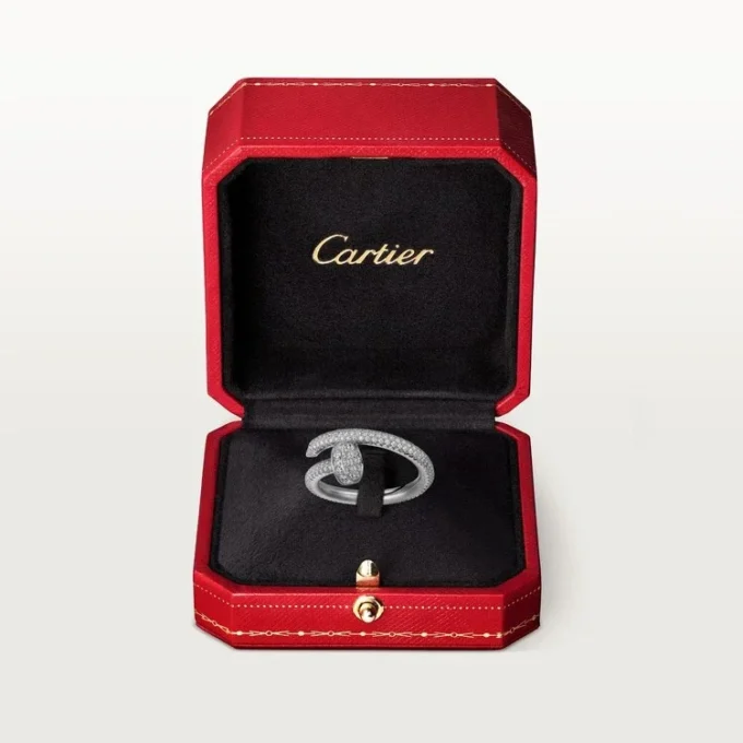 Bague Juste Un Clou – Or blanc, diamants – Cartier