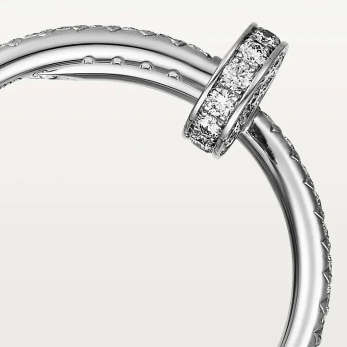 Bague Juste Un Clou – Or blanc, diamants – Cartier