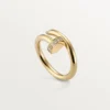 Bague Juste Un Clou – Or jaune, diamants – Cartier