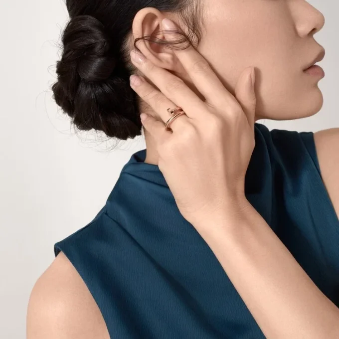 Bague Juste Un Clou – Or rose – Cartier