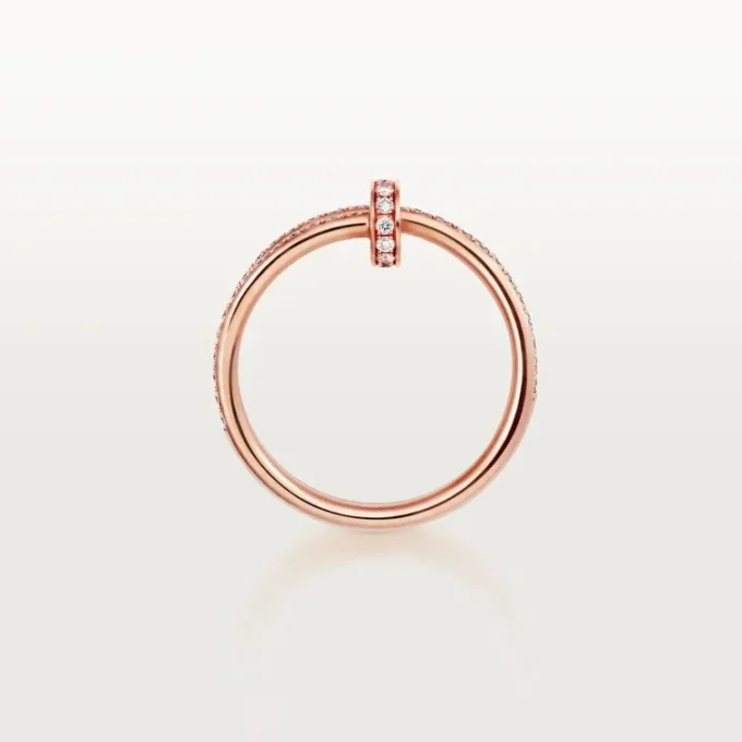 Bague Juste Un Clou – Or rose, diamants – Cartier
