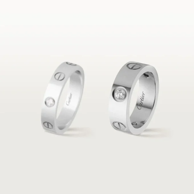 Bague Love, 3 diamants – Or blanc, diamants – Cartier Bague Love, 3 diamants – Or blanc, diamants – Cartier