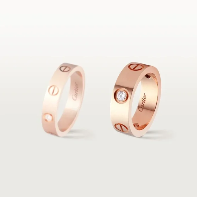 Bague Love, 3 diamants – Or rose, diamants – Cartier Bague Love, 3 diamants – Or rose, diamants – Cartier