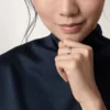Bague Love – Or blanc, modèle classique | Cartier US