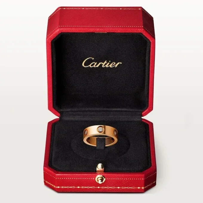 Bague Love – Or rose, diamants – Cartier