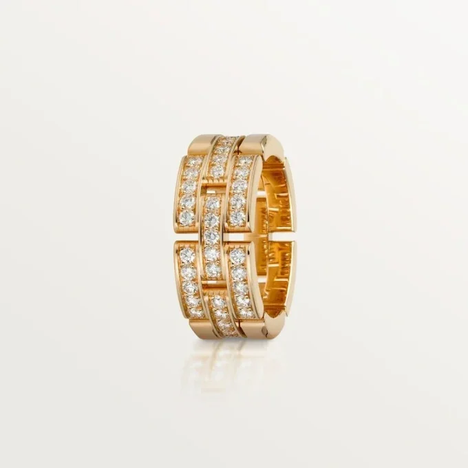 Bague Maillon Panthare, 3 demi-rangées pavées de diamants – Or rose, diamants – Cartier