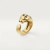 Bague Panthère de Cartier en or jaune et onyx | Cartier US