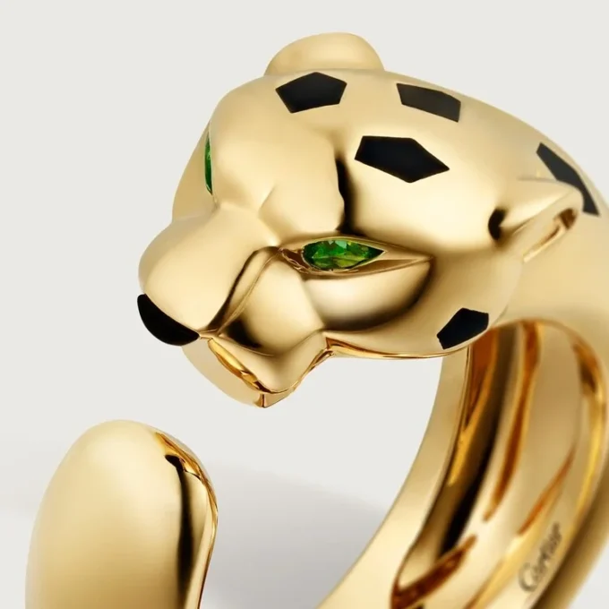Bague Panthère de Cartier en or jaune et onyx | Cartier US