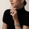 Bague Panthère de Cartier, laque noire, pavée