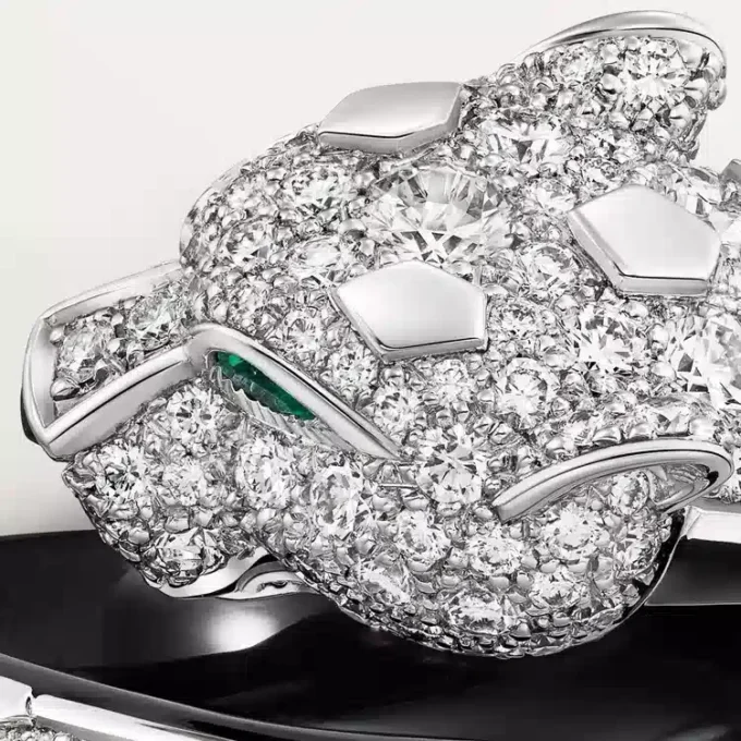 Bague Panthère de Cartier, laque noire, pavée