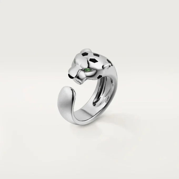 Bague Panthère de Cartier, modèle moyen