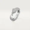 Bague Panthère de Cartier – Or blanc, émeraudes, onyx, diamants – Cartier