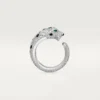 Bague Panthère de Cartier – Or blanc, émeraudes, onyx, diamants – Cartier