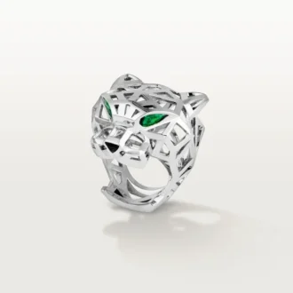 Bague Panthère de Cartier – Or blanc non rhodié, grenats tsavorites, onyx – Cartier