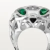 Bague Panthère de Cartier – Or blanc non rhodié, grenats tsavorites, onyx – Cartier