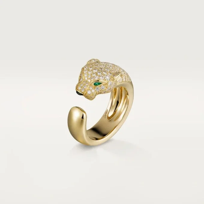 Bague Panthère de Cartier – Or jaune, diamants, émeraudes, onyx – Cartier
