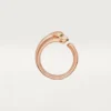 Bague Panthère de Cartier – Or rose, grenats tsavorites, onyx – Cartier