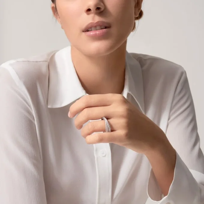 Bague Étincelle de Cartier – Or blanc, diamants – Cartier