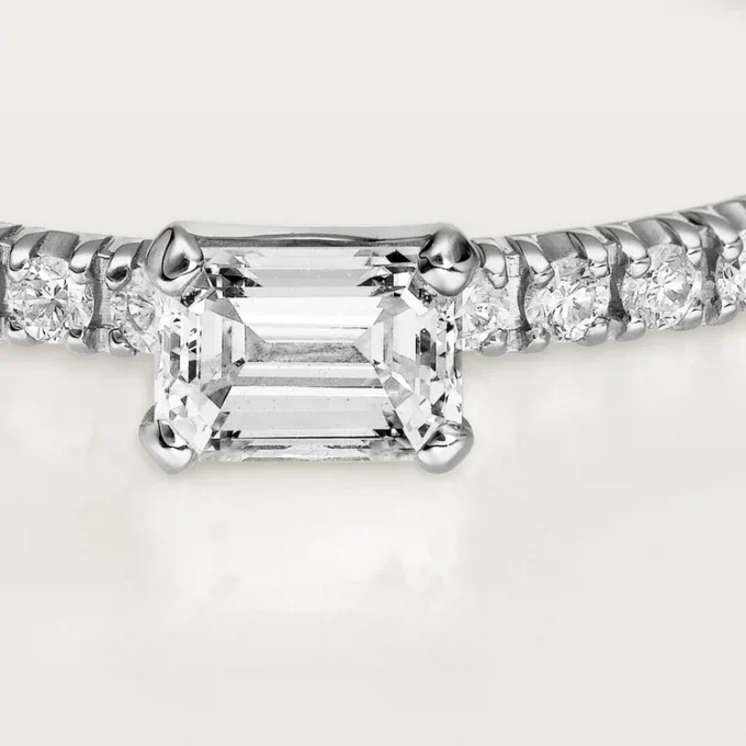 Bague Étincelle de Cartier – Or blanc, diamants – Cartier Bague Étincelle de Cartier – Or blanc, diamants – Cartier