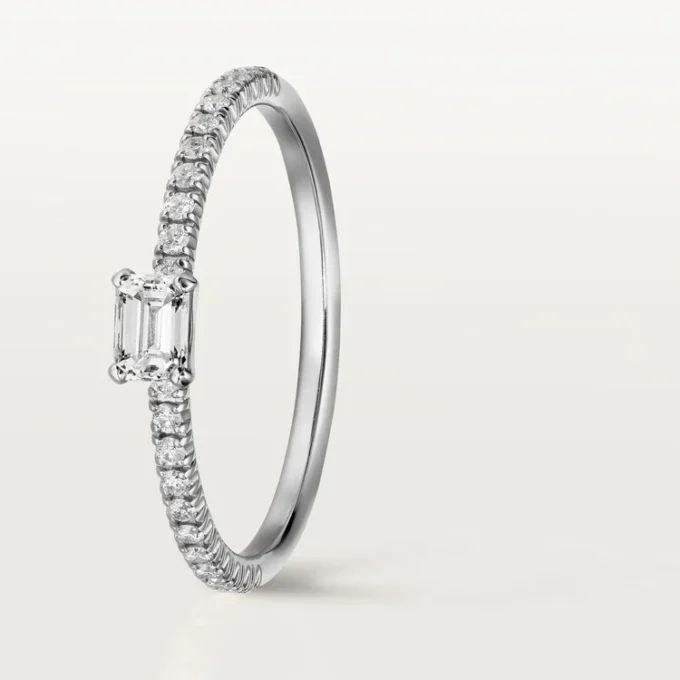 Bague Étincelle de Cartier – Or blanc, diamants – Cartier Bague Étincelle de Cartier – Or blanc, diamants – Cartier