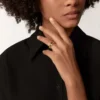Bague Trinity en or tricolore, modèle classique | Cartier US Bague Trinity en or tricolore, modèle classique | Cartier US