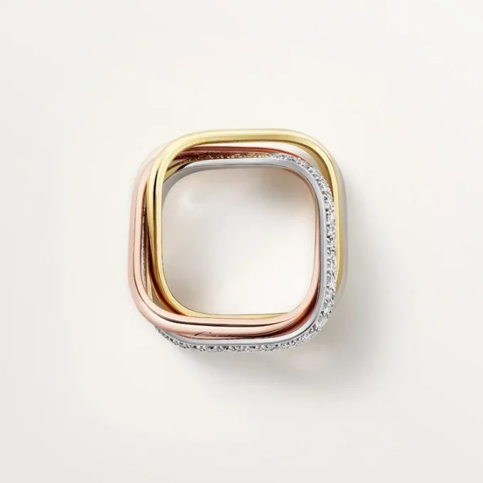 Bague Trinity, forme coussin, modèle moyen, demi-sertie