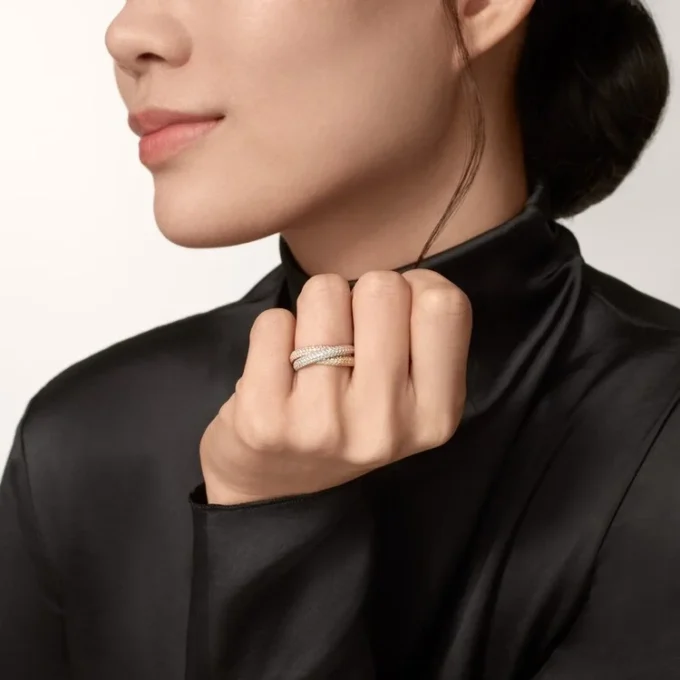 Bague Trinity, modèle classique, pavée Bague Trinity, modèle classique, pavée