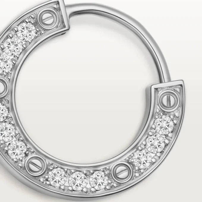 Boucle d’oreille Love – Or blanc, diamant – Cartier Boucle d’oreille Love – Or blanc, diamant – Cartier