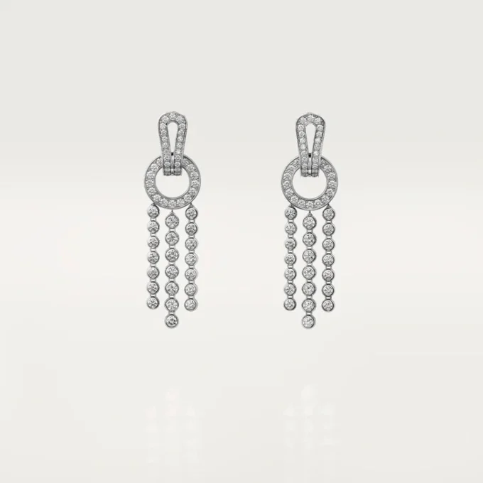 Boucles d&rsquo;oreilles à agrafe, diamants taille brillant, pavés