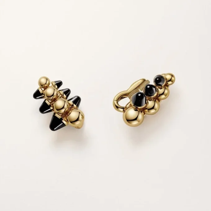 Boucles d’oreilles Clash de Cartier, modèle extra-large, onyx, multiwear