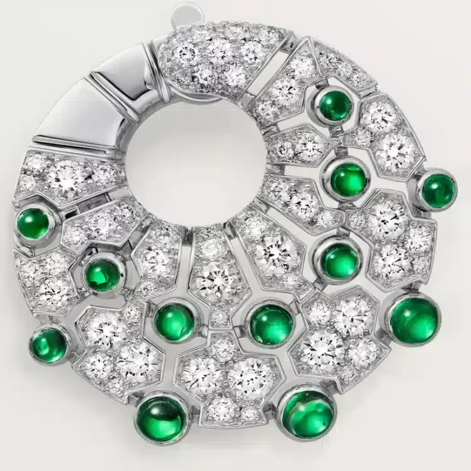 Boucles d&rsquo;oreilles créoles « Le Voyage Recommence », émeraudes, pavées