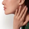 Boucles d&rsquo;oreilles Diamants Légers – Or blanc, diamants – Cartier