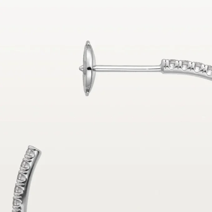 Boucles d&rsquo;oreilles Etincelle de Cartier, grand modèle – Or blanc, diamants – Cartier