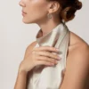 Boucles d&rsquo;oreilles Etincelle de Cartier – Or blanc, diamants – Cartier