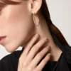Boucles d&rsquo;oreilles Etincelle De Cartier – Or jaune, diamants – Cartier