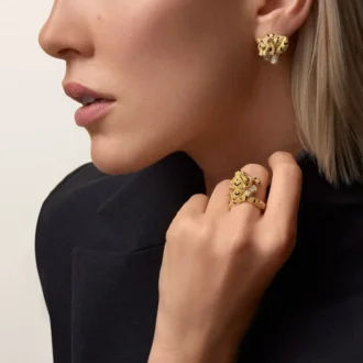 Boucles d&rsquo;oreilles « Faune et Flore de Cartier », diamants jaunes, orange et bruns, pavés