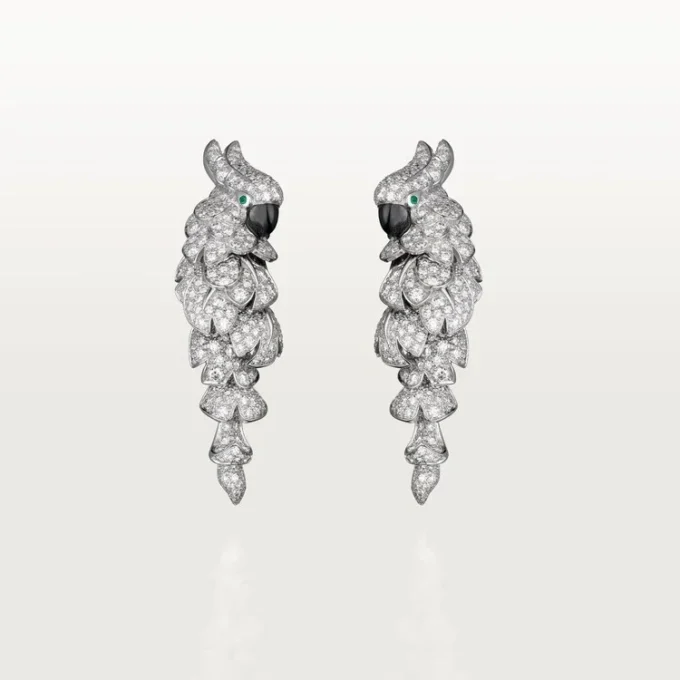 Boucles d&rsquo;oreilles Faune et Flore de Cartier, pavées