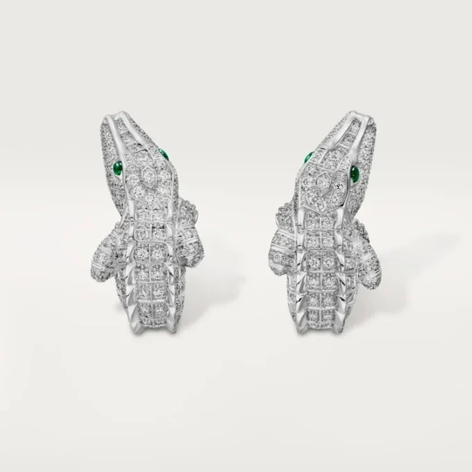 Boucles d&rsquo;oreilles Faune et Flore de Cartier, pavées