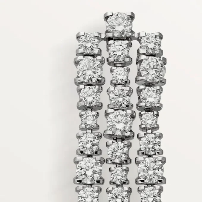 Boucles d&rsquo;oreilles Lignes Essentielles, diamants taille brillant