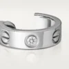 Boucles d&rsquo;oreilles Love, 2 diamants – Or blanc, Diamants – Cartier