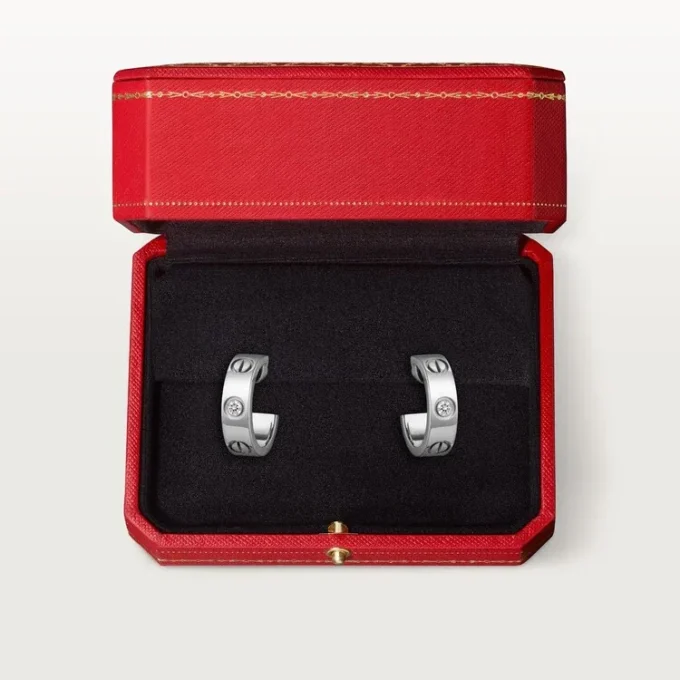 Boucles d&rsquo;oreilles Love, 2 diamants – Or blanc, Diamants – Cartier
