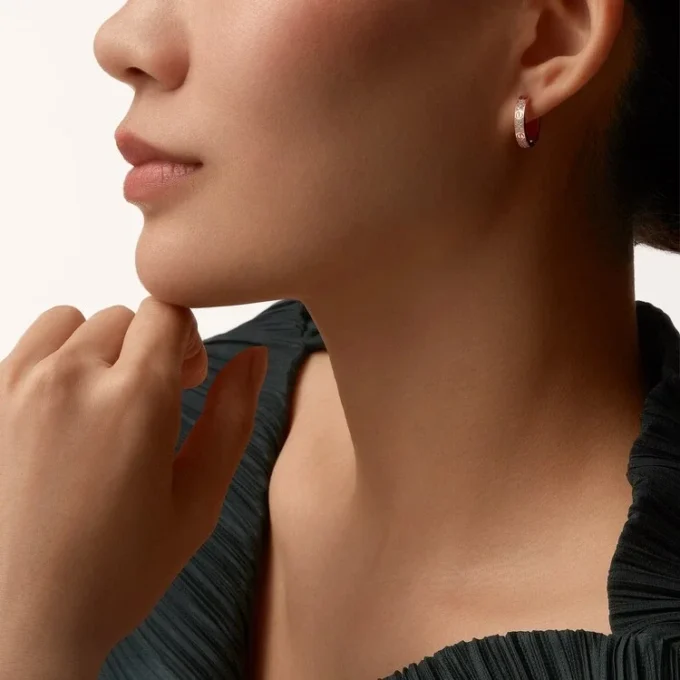Boucles d&rsquo;oreilles Love, multi-port, demi-sertissage