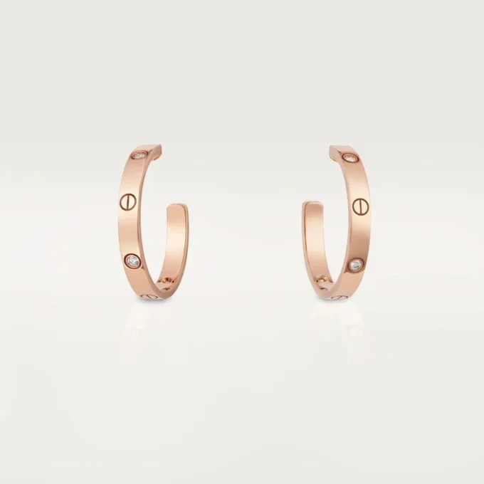 Boucles d&rsquo;oreilles Love – Or rose, diamant – Cartier